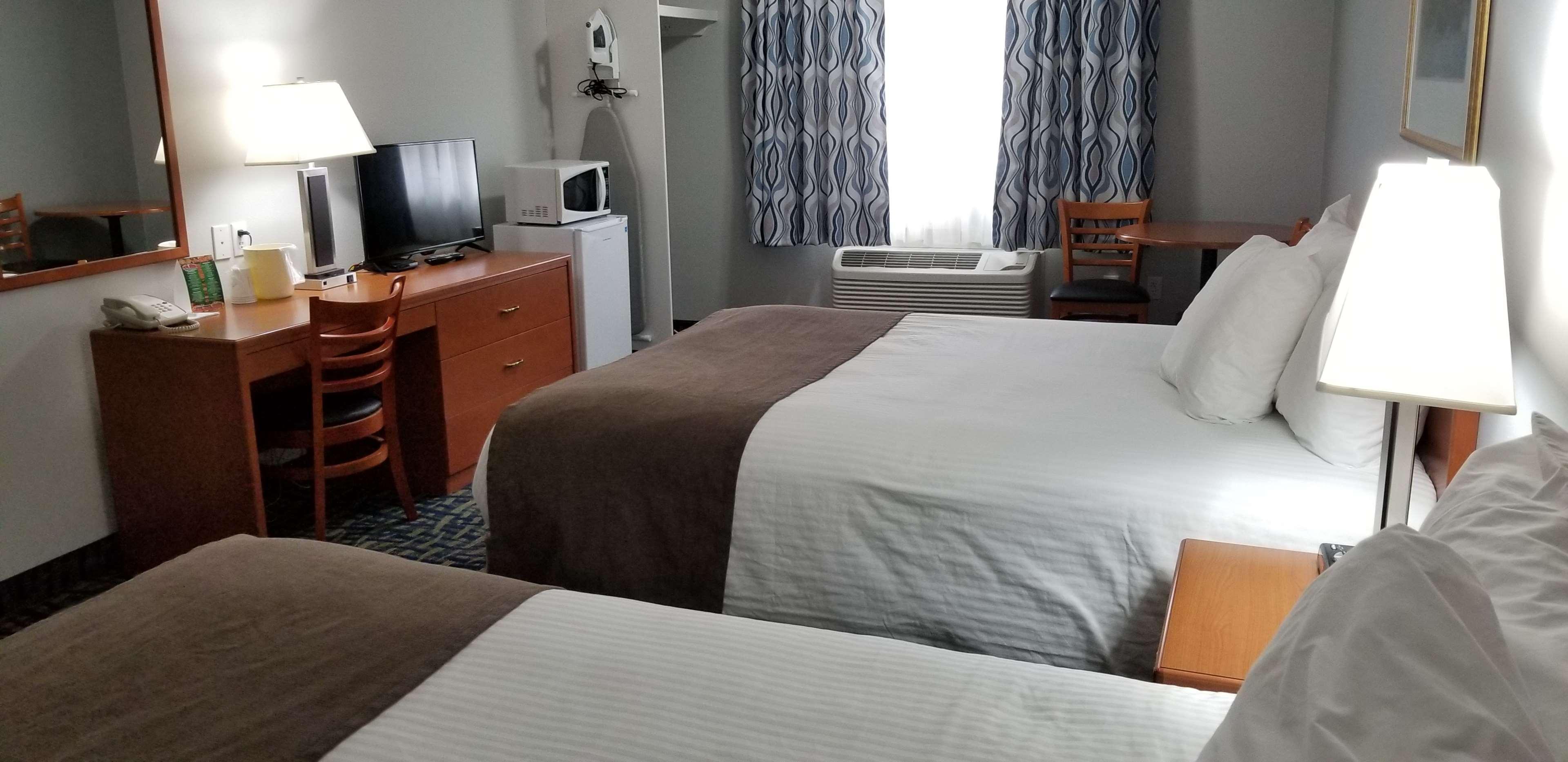 SureStay Plus Hotel by Best Western Lethbridge Zimmer foto