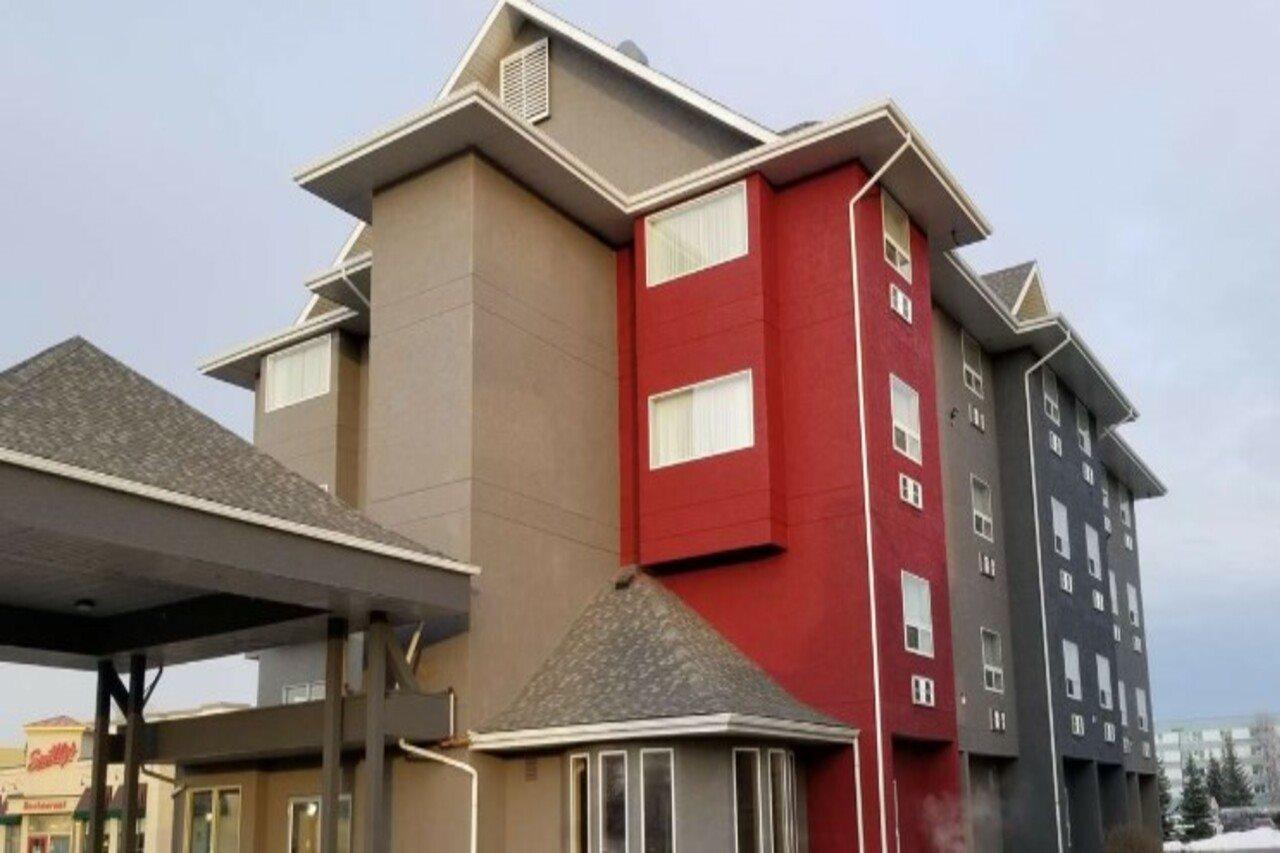 SureStay Plus Hotel by Best Western Lethbridge Exterior foto